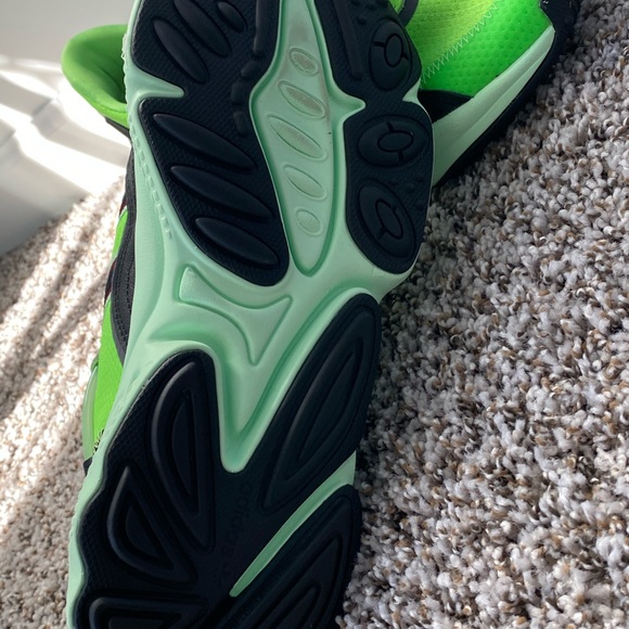 Adidas Ozweego “Neon green” - Picture 6 of 9